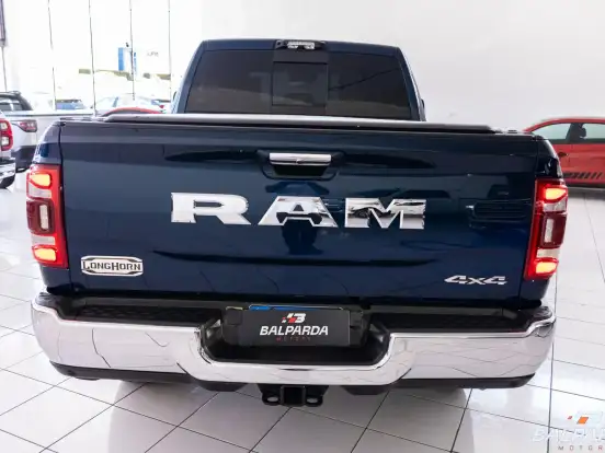 RAM-3500-6.7 I6 TURBO DIESEL LIMITED LONGHORN CD 4X4 AUTOMÁTICO RAM-3500-2022