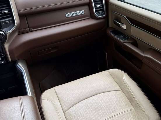 RAM-3500-6.7 I6 TURBO DIESEL LARAMIE CD 4X4 AUTOMÁTICO RAM-3500-2022