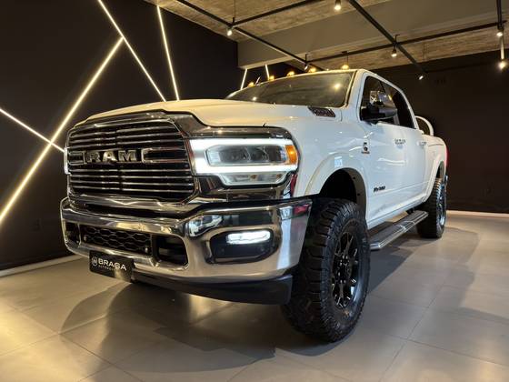 RAM 3500 6.7 I6 TURBO DIESEL LARAMIE CD 4X4 AUTOMÁTICO