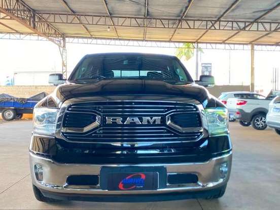 RAM-CLASSIC-5.7 V8 GASOLINA LARAMIE CD 4X4 AUTOMÁTICO RAM-CLASSIC-2023
