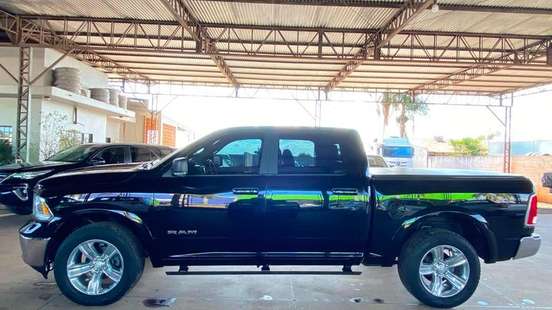 RAM-CLASSIC-5.7 V8 GASOLINA LARAMIE CD 4X4 AUTOMÁTICO RAM-CLASSIC-2023