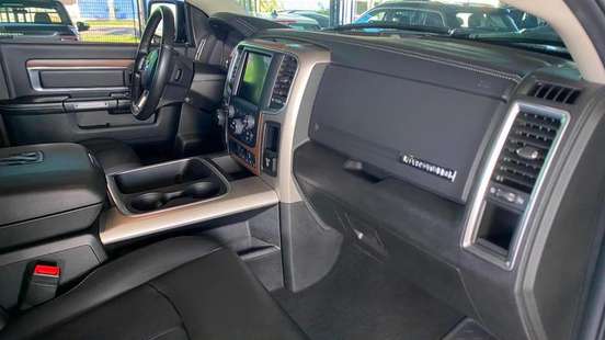 RAM-CLASSIC-5.7 V8 GASOLINA LARAMIE CD 4X4 AUTOMÁTICO RAM-CLASSIC-2023