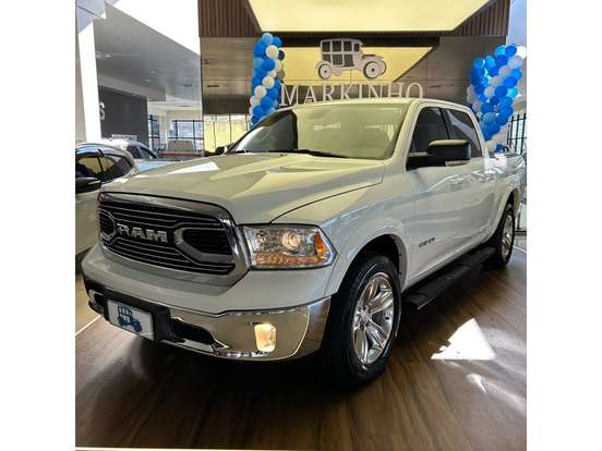RAM-CLASSIC-5.7 V8 GASOLINA LARAMIE CD 4X4 AUTOMÁTICO RAM-CLASSIC-2023