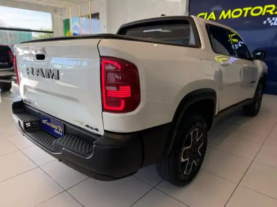 RAM-RAMPAGE-2.0 TURBO DIESEL REBEL 4X4 AUTOMÁTICO RAM-RAMPAGE-2024