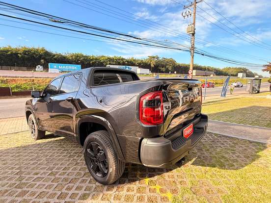 RAM-RAMPAGE-2.2 TURBO DIESEL LARAMIE 4X4 AUTOMÁTICO RAM-RAMPAGE-2025