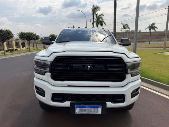 RAM-2500-6.7 I6 TURBO DIESEL NIGHT EDITION CD 4X4 AUTOMÁTICO RAM-2500-2022