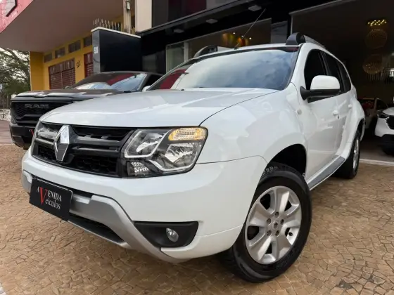 RENAULT DUSTER 1.6 16V SCE FLEX DYNAMIQUE MANUAL RENAULT DUSTER 1.6 16V SCE FLEX DYNAMIQUE MANUAL