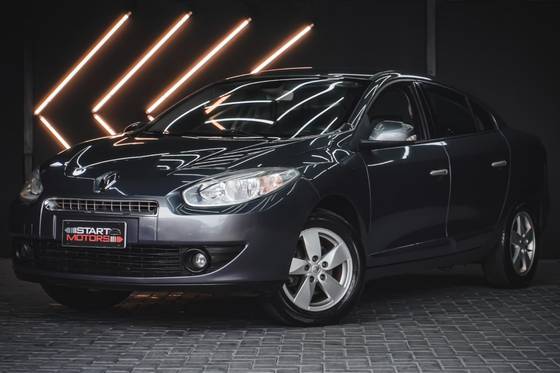 RENAULT FLUENCE 2.0 DYNAMIQUE 16V FLEX 4P AUTOMÁTICO