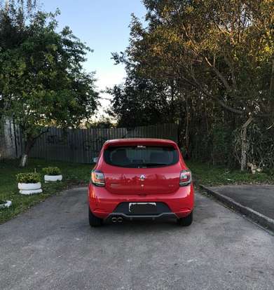 RENAULT-SANDERO-2018