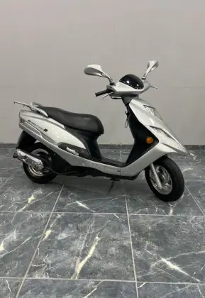 SUZUKI BURGMAN 125 AUTOMATIC 