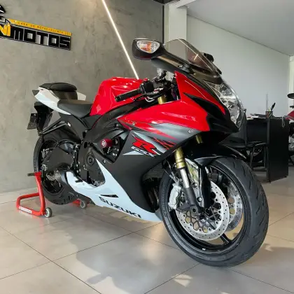 SUZUKI GSX-R750 