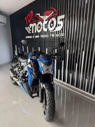 SUZUKI GSX-S1000 ABS SUZUKI GSX-S1000 ABS