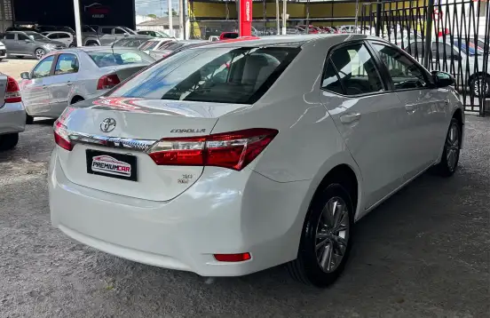 TOYOTA-COROLLA-2014