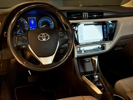 TOYOTA-COROLLA-2017