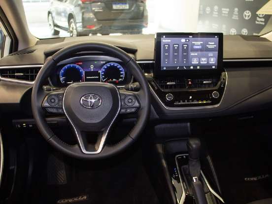 TOYOTA-COROLLA-2025