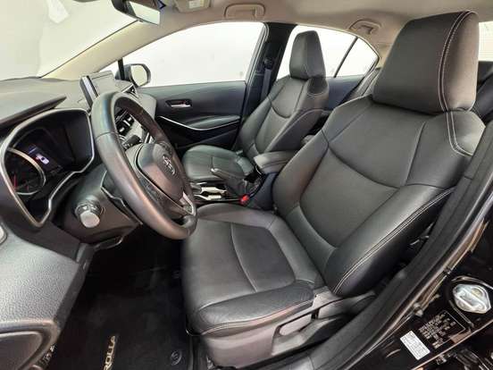 TOYOTA-COROLLA-2023