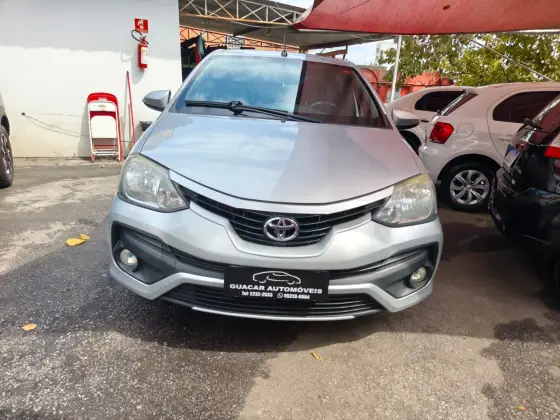 TOYOTA ETIOS 1.5 PLATINUM SEDAN 16V FLEX 4P AUTOMÁTICO