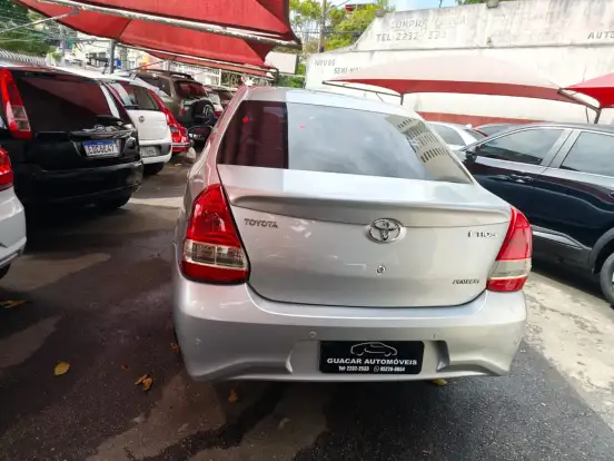 TOYOTA-ETIOS-2016