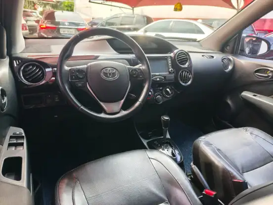 TOYOTA-ETIOS-2016