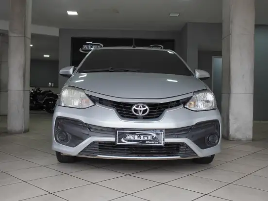TOYOTA-ETIOS-1.5 XS 16V FLEX 4P AUTOMÁTICO TOYOTA-ETIOS-2017