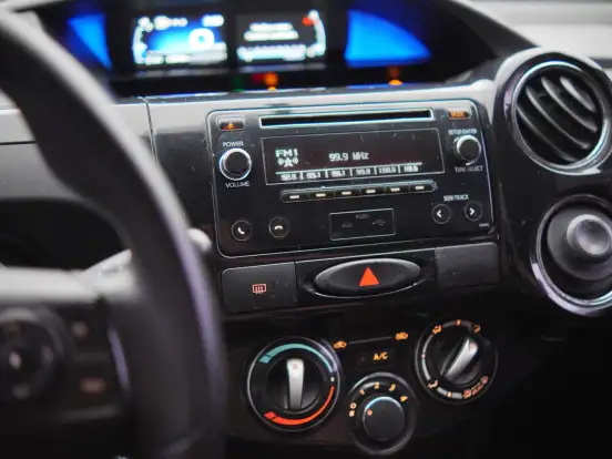 TOYOTA-ETIOS-1.5 XS 16V FLEX 4P AUTOMÁTICO TOYOTA-ETIOS-2017