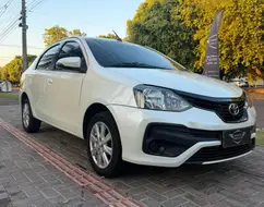 TOYOTA ETIOS 1.5 X PLUS SEDAN 16V FLEX 4P AUTOMÁTICO TOYOTA ETIOS 1.5 X PLUS SEDAN 16V FLEX 4P AUTOMÁTICO