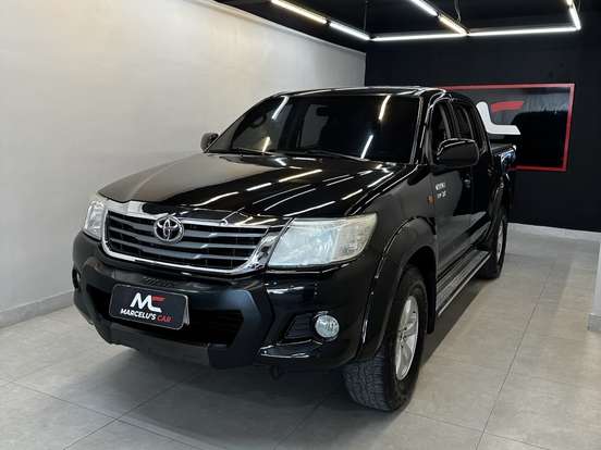 TOYOTA-HILUX-2012
