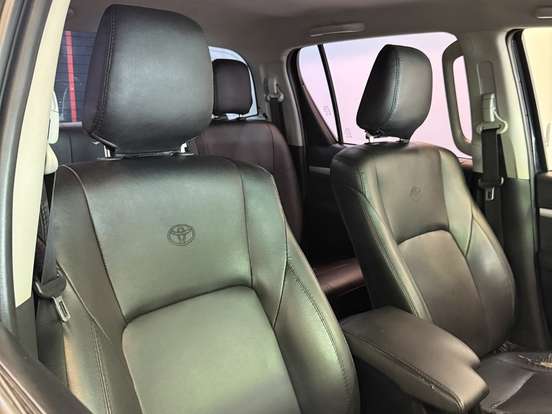 TOYOTA-HILUX-2.7 SR 4X2 CD 16V FLEX 4P AUTOMÁTICO TOYOTA-HILUX-2018