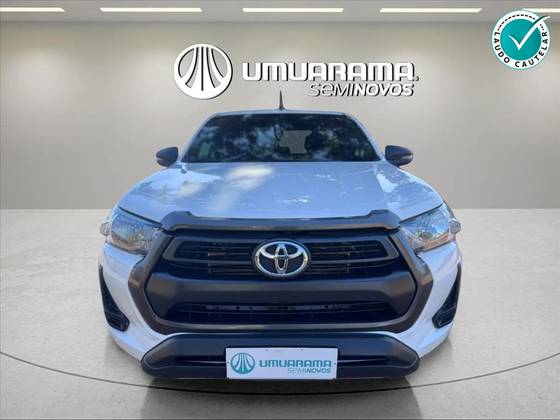 TOYOTA HILUX 2.8 D-4D TURBO DIESEL CD POWER PACK 4X4 MANUAL