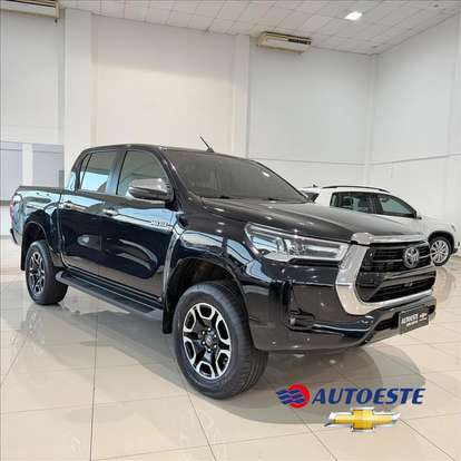 TOYOTA-HILUX-2022