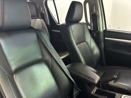 TOYOTA-HILUX-2.8 SRV 4X4 CD 16V DIESEL 4P AUTOMÁTICO TOYOTA-HILUX-2020