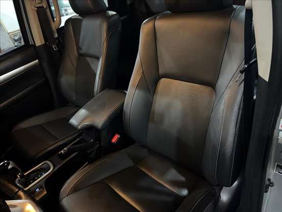 TOYOTA-HILUX-2018