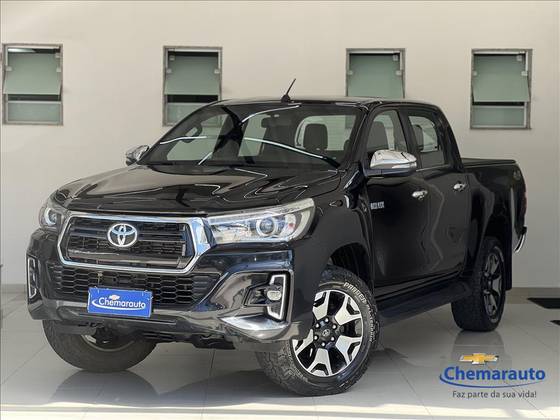 TOYOTA HILUX 2.8 SRX 4X4 CD 16V DIESEL 4P AUTOMÁTICO