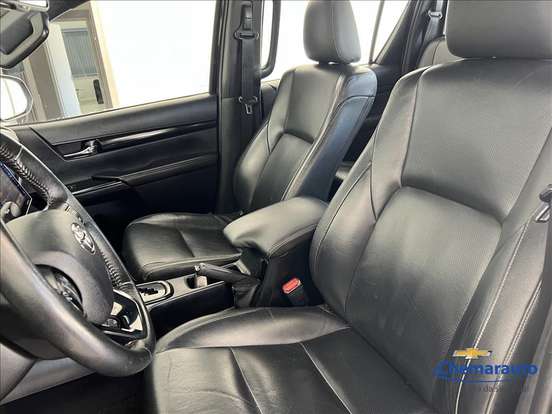 TOYOTA-HILUX-2.8 SRX 4X4 CD 16V DIESEL 4P AUTOMÁTICO TOYOTA-HILUX-2019