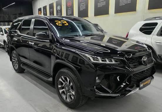 TOYOTA-HILUX SW4-2022