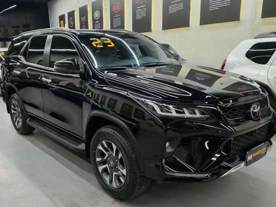 TOYOTA-HILUX SW4-2.8 D-4D TURBO DIESEL DIAMOND 7L 4X4 AUTOMÁTICO TOYOTA-HILUX SW4-2022