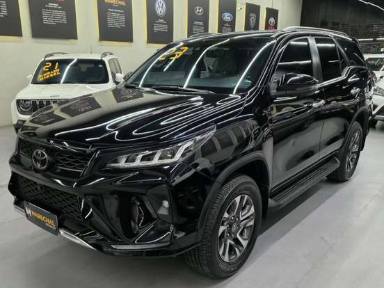 TOYOTA-HILUX SW4-2.8 D-4D TURBO DIESEL DIAMOND 7L 4X4 AUTOMÁTICO TOYOTA-HILUX SW4-2022