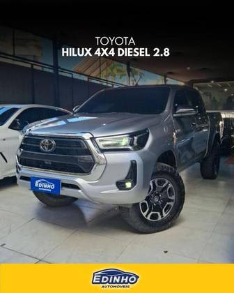 TOYOTA HILUX SW4 2.8 D-4D TURBO DIESEL SRX 4X4 AUTOMÁTICO