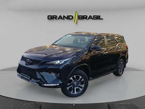 TOYOTA-HILUX SW4-2.8 D-4D TURBO DIESEL SRX PLATINUM 4X4 AUTOMÁTICO TOYOTA-HILUX SW4-2024