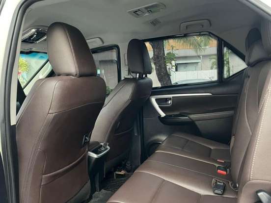 TOYOTA-HILUX SW4-2020