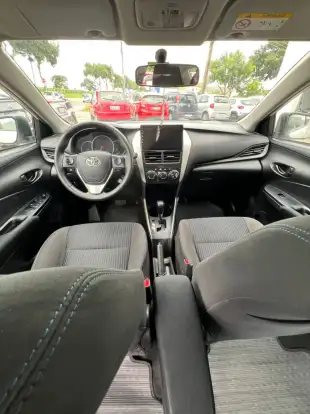 TOYOTA-YARIS-2021