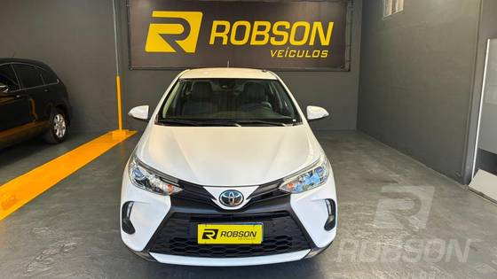 TOYOTA YARIS 1.5 16V FLEX SEDAN XS CONNECT MULTIDRIVE
