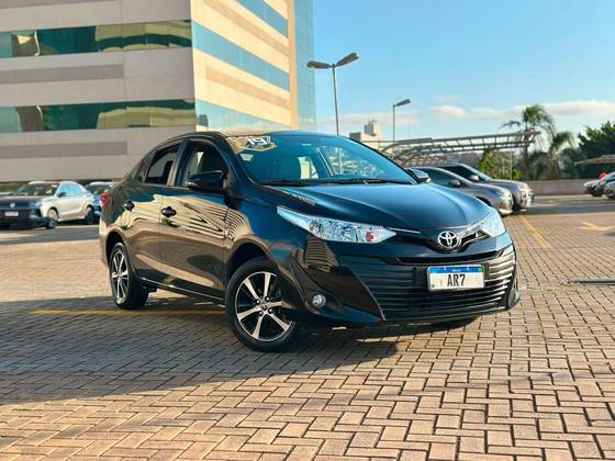 TOYOTA YARIS 1.5 16V FLEX SEDAN XS MULTIDRIVE