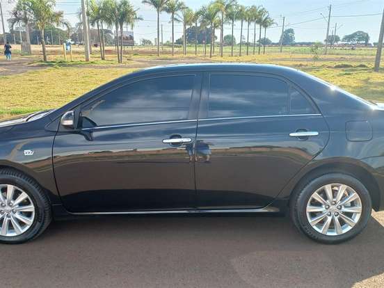 TOYOTA-COROLLA-2.0 ALTIS 16V FLEX 4P AUTOMÁTICO TOYOTA-COROLLA-2011