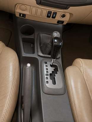 TOYOTA-HILUX SW4-2012