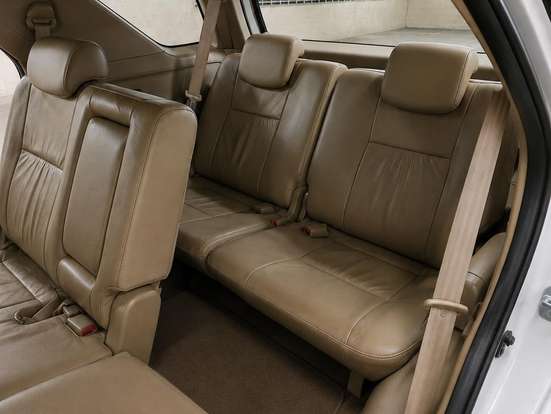 TOYOTA-HILUX SW4-2012