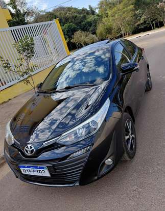 TOYOTA-YARIS-2020