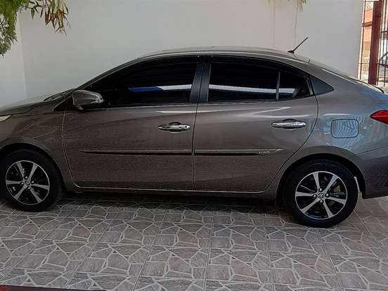 TOYOTA-YARIS-1.5 16V FLEX SEDAN XLS MULTIDRIVE TOYOTA-YARIS-2018