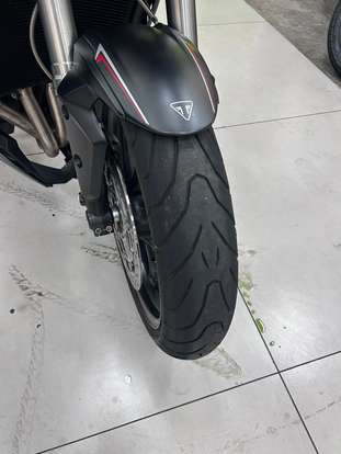 TRIUMPH-STREET TRIPLE 765 RS-2020