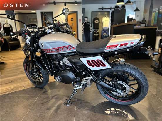 TRIUMPH-TRACKER 400-2026
